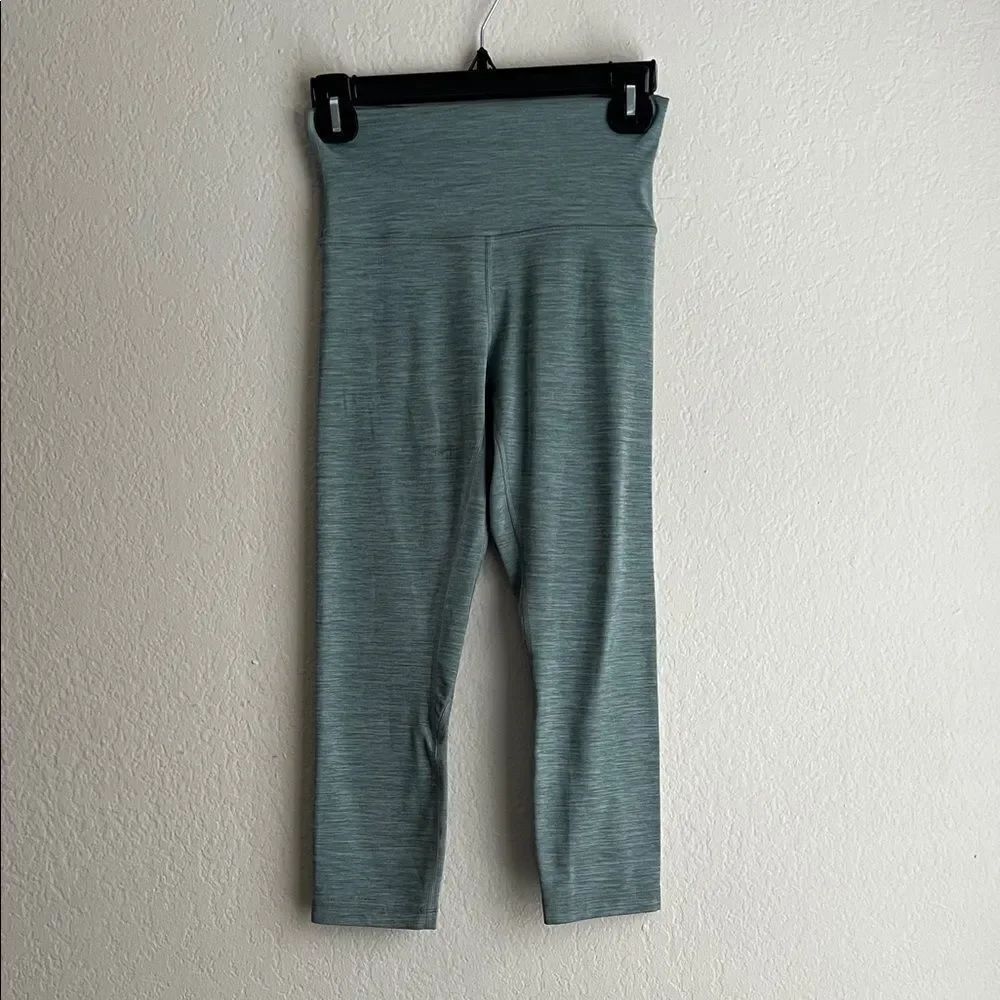 Lululemon Athletica Green Leggings in Size 4